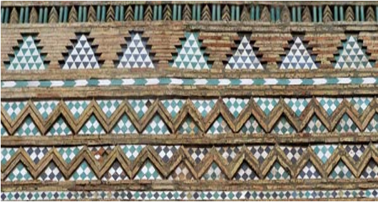 Muro Mudèjar Es mostra una fotografia del mur mudèjar de la Seu de Saragossa